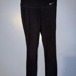 Nike Dri-FIT Black Leggings – Size XS